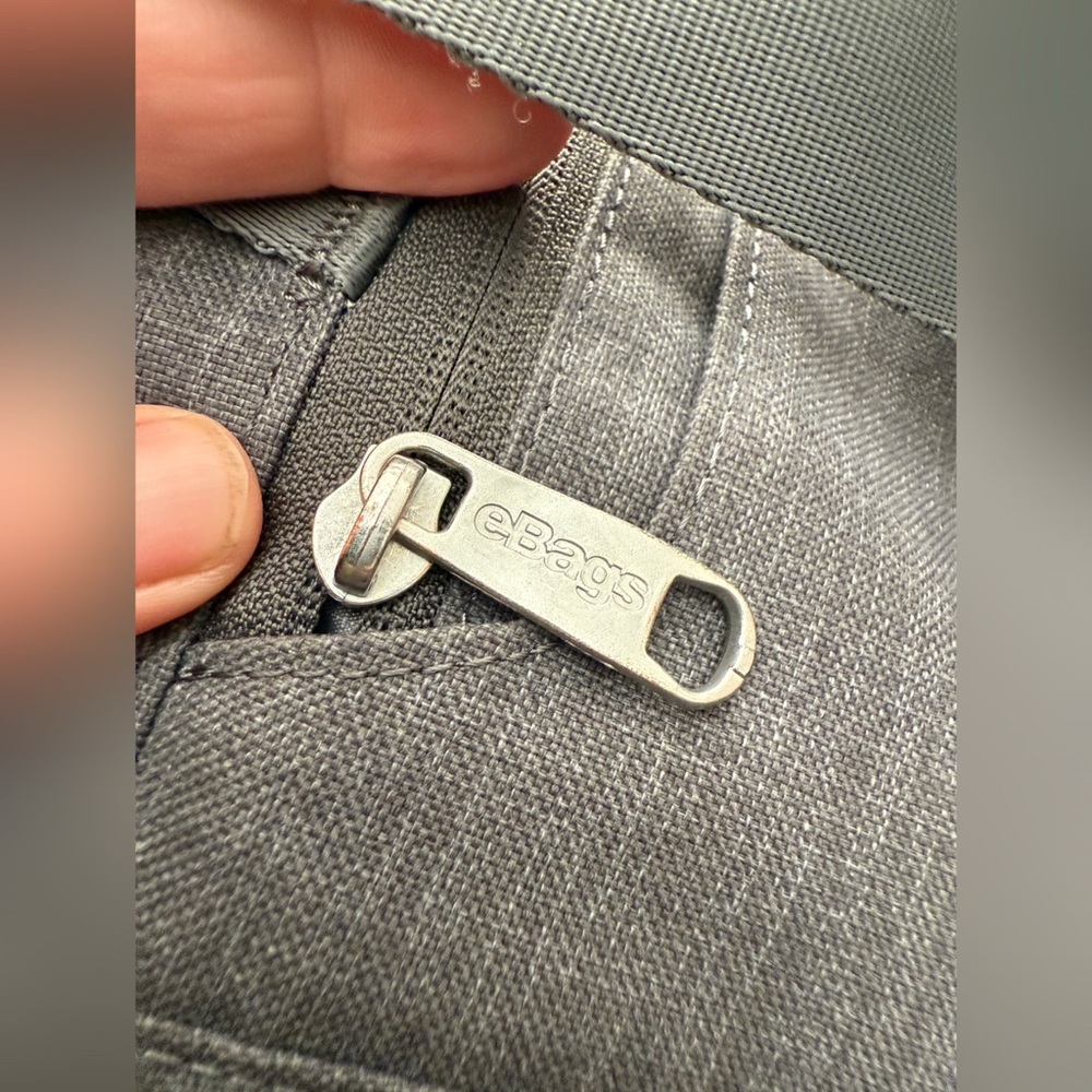 eBags Metro Travel Tote Bag - Grey - Picture 6 of 15